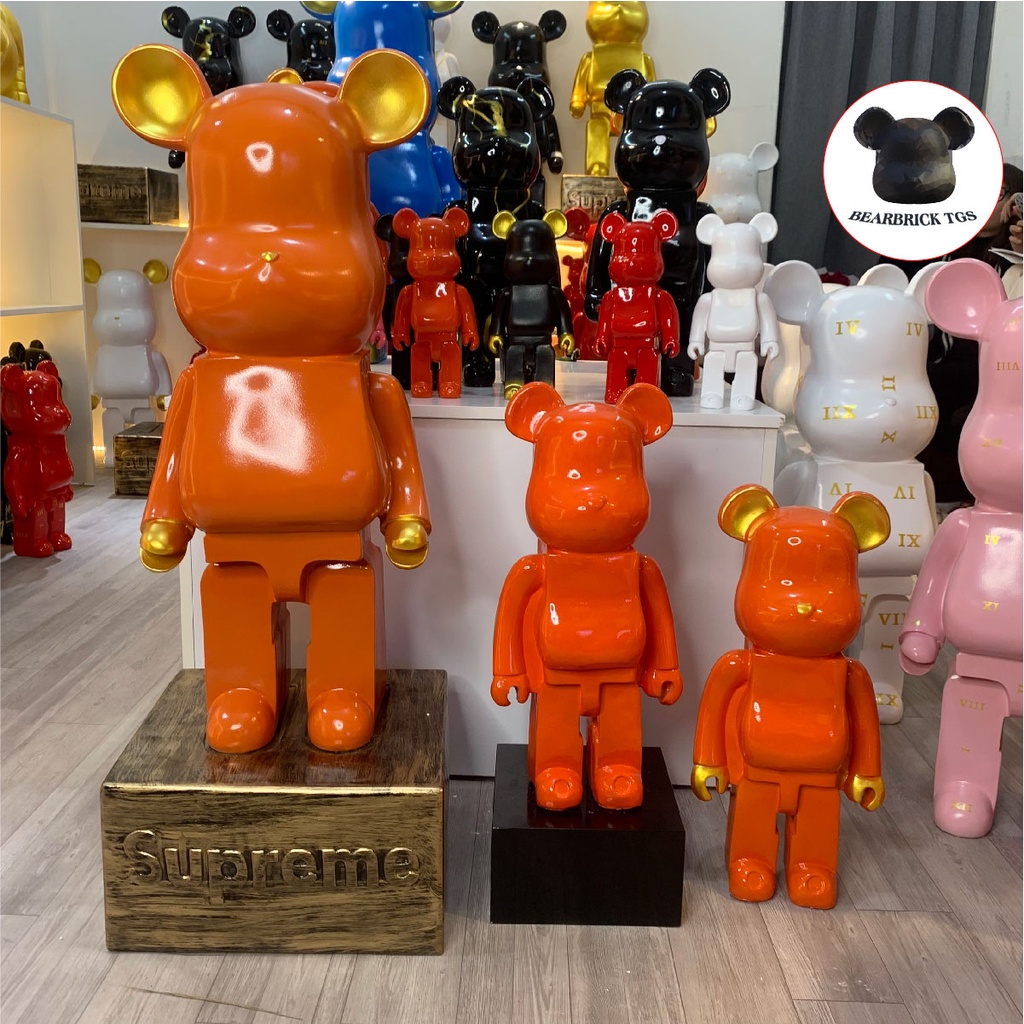 Bearbrick 400% và 1000% khác gì?