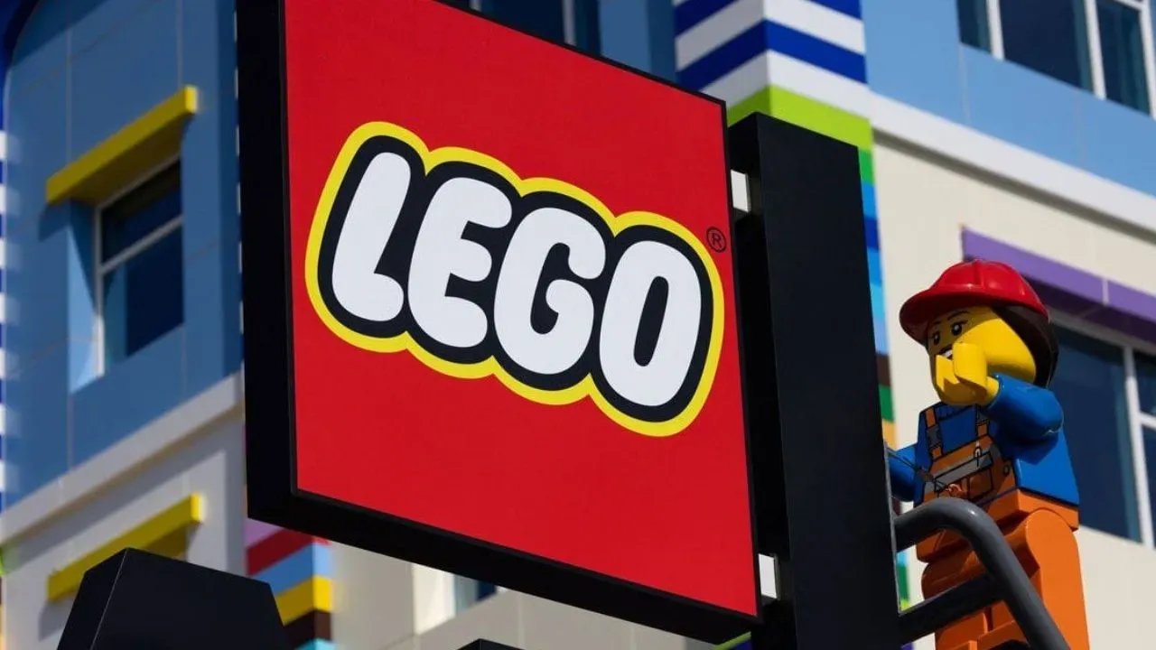 LEGO Tuyển Dụng